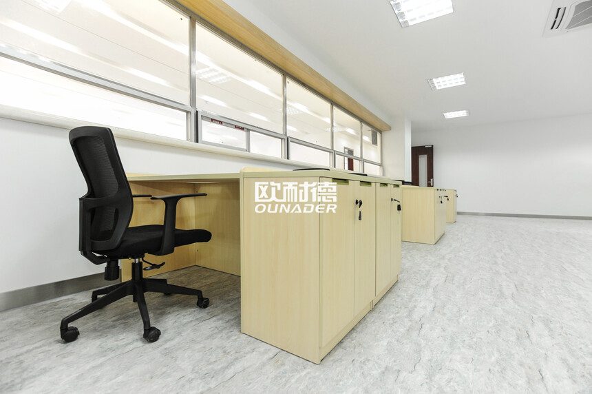 1704678641972926.jpg 30、物管室柜子.jpg