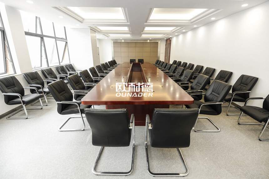 1704678679271750.jpg 42、五层大会议室.jpg