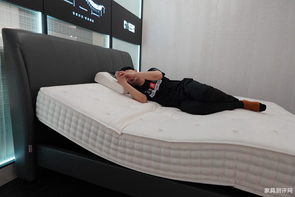 fb6f50b33373c9cf41b845145bc93d45.jpg 28_副本.jpg