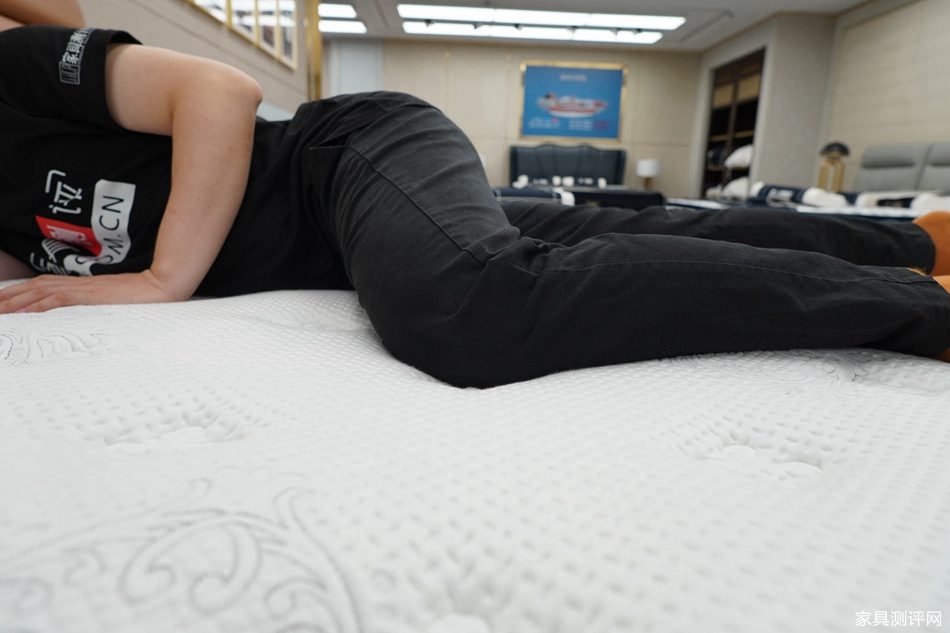 660068e9e01090b92c4744d6c75b7a7b.jpg image048_副本.jpg