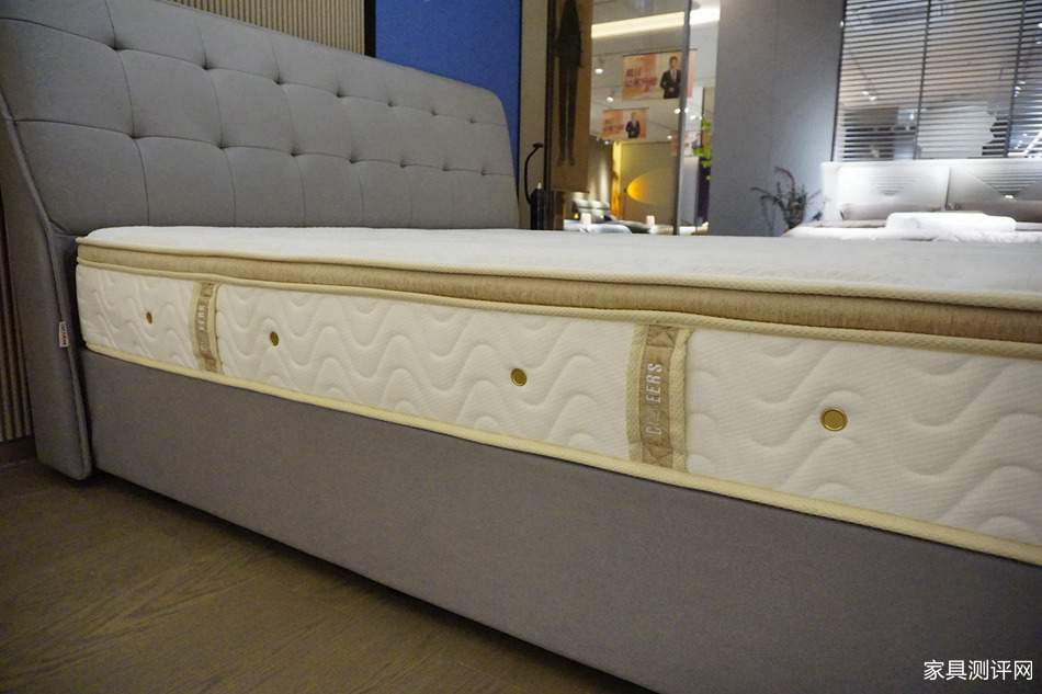 5c5ca70a69339b4a5f1cc78f7665a55d.jpg 8_副本.jpg