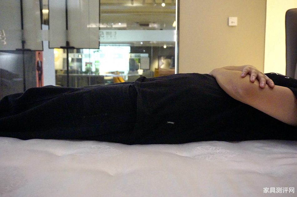 644e66b6567081370fdd6eda3ec117f5.jpg 26_副本.jpg