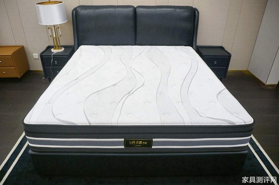 ed297c3d64442333ee7736cda917e18e.jpg 1_副本_副本.jpg