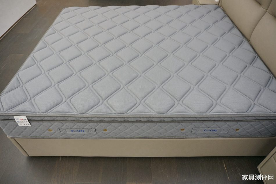 8d8a8a7c158a661c20d0e770ec9288af.jpg 4_副本.jpg