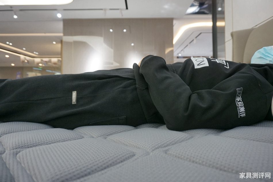 ce8e9dc1191f11526e22aa88469453a3.jpg 11_副本.jpg