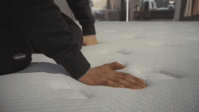 芝华仕5星软床测评:用留白艺术打造都市小家,床垫支撑清晰有助睡眠(型号:芝享床架+安妮床垫)(图17) image030.gif