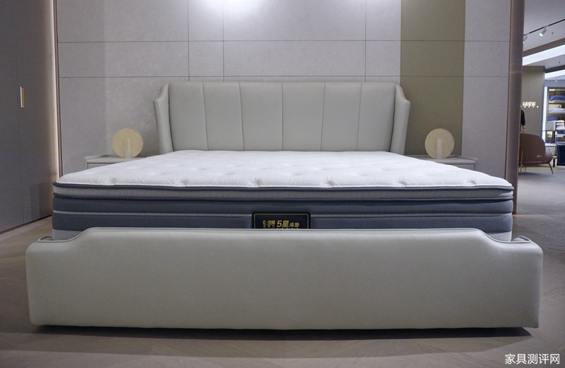 芝华仕5星床垫测评:“皇冠式”设计给足气场不撞款 护脊床垫也有趣味动感(型号:苏黎世电动套床)(图1) image001_副本.jpg