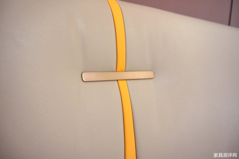 芝华仕5星软床测评:国风旗袍设计联手高级3D床垫 空间韵味和睡眠质感都有了(型号:荣耀享家床架+布兰卡床垫)(图10) image019.jpg