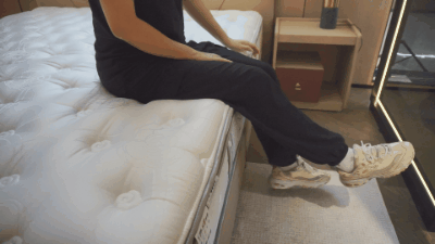 芝华仕5星软床测评:多面设计将高级质感带入小卧室 床垫软糯宜睡眠(型号:情书床架+玫瑰心语床垫)(图23) 23.gif