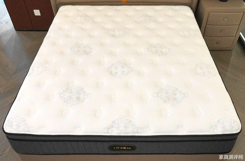 芝华仕5星软床测评:国风旗袍设计联手高级3D床垫 空间韵味和睡眠质感都有了(型号:荣耀享家床架+布兰卡床垫)(图22) image040.jpg