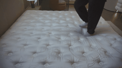 芝华仕5星软床测评:多面设计将高级质感带入小卧室 床垫软糯宜睡眠(型号:情书床架+玫瑰心语床垫)(图25) 25.gif