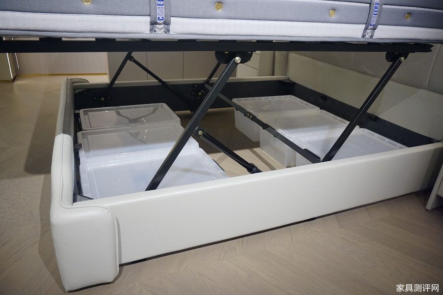 芝华仕5星床垫测评:“皇冠式”设计给足气场不撞款 护脊床垫也有趣味动感(型号:苏黎世电动套床)(图19) image034_副本.jpg