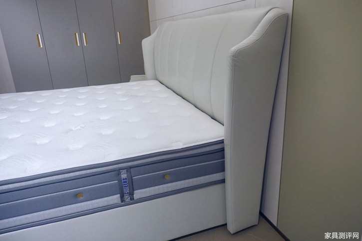芝华仕5星床垫测评:“皇冠式”设计给足气场不撞款 护脊床垫也有趣味动感(型号:苏黎世电动套床)(图8) image015_副本.jpg