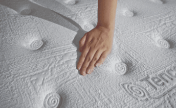 芝华仕5星床垫测评:“皇冠式”设计给足气场不撞款 护脊床垫也有趣味动感(型号:苏黎世电动套床)(图23) image042.gif