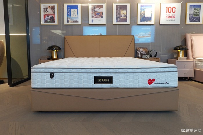芝华仕5星床垫测评:极简美学设计 柔缓治愈睡感 让小家显高级有质感(型号:西奥多套床)(图5) 5_副本.jpg