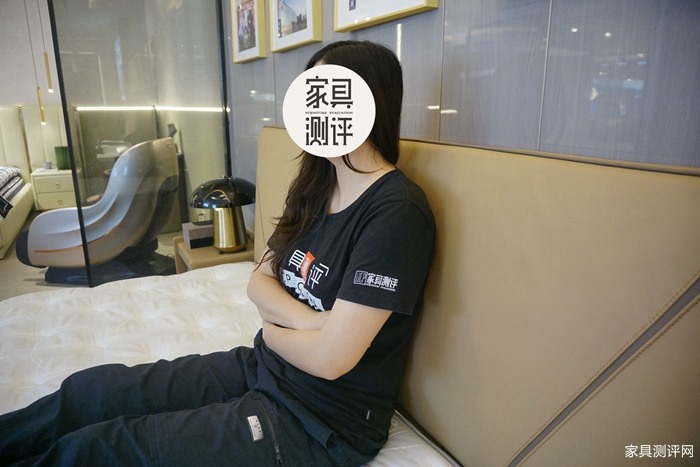 芝华仕5星床垫测评:极简美学设计 柔缓治愈睡感 让小家显高级有质感(型号:西奥多套床)(图16) 16_副本.jpg