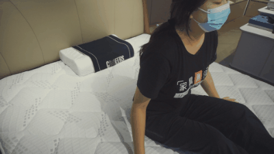 芝华仕5星软床测评:双床屏撞色设计 打造活力空间 床垫软糯宜睡眠(型号:芝初床架+芝初床垫)(图26) 26.gif