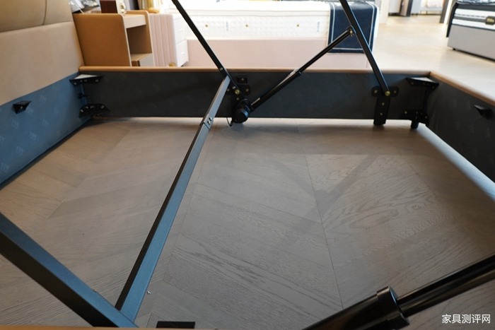 芝华仕5星床垫测评:极简美学设计 柔缓治愈睡感 让小家显高级有质感(型号:西奥多套床)(图21) 21_副本.jpg