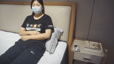 芝华仕5星软床测评:双床屏撞色设计 打造活力空间 床垫软糯宜睡眠(型号:芝初床架+芝初床垫)(图16) 16.gif