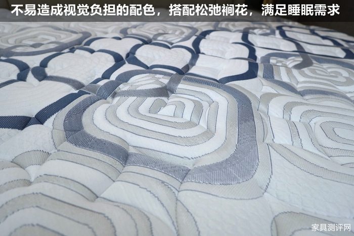 芝华仕5星床垫测评:兼容柔缓包裹与细腻承托 开启愉悦酣睡模式(型号:月星荣耀床垫)(图5) 5_副本.jpg