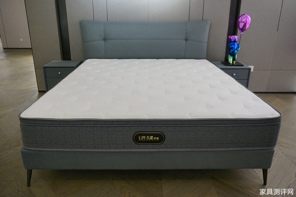 fa0bc024768fec941df42f524b950c7c.jpg 3_副本.jpg